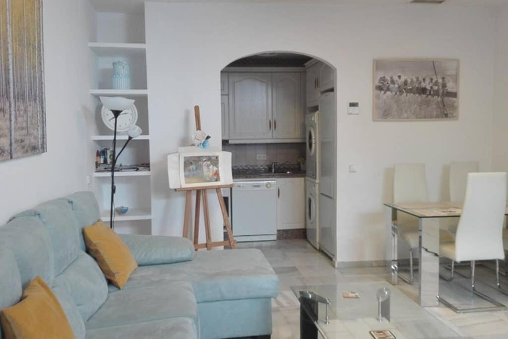 Appartamento 1 Minute From Cathedral. Feel The Heart Of